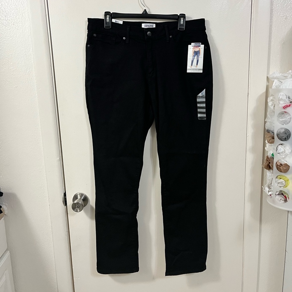 NWT Levi’s Size 18 mid rise jeans